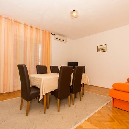 Apartmani Gaube Трогир Экстерьер фото