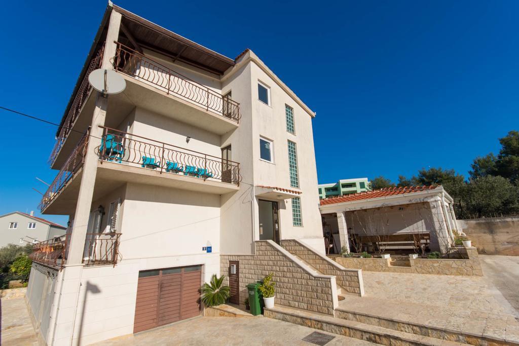 Apartmani Gaube Трогир Экстерьер фото