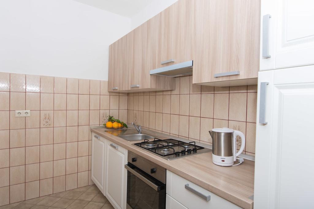 Apartmani Gaube Трогир Экстерьер фото